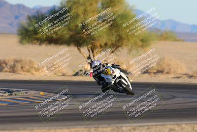 media/Dec-07-2024-CVMA (Sat) [[21c5f1ef85]]/Race 13-Amateur Supersport Middleweight/